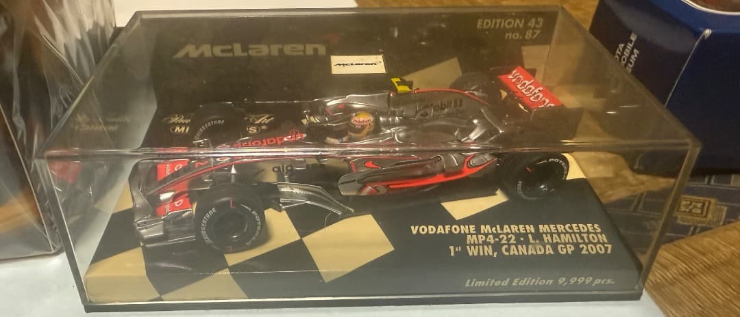 メルセデス AMG ペトロナス F1 2013 ルイス・ハミルトン