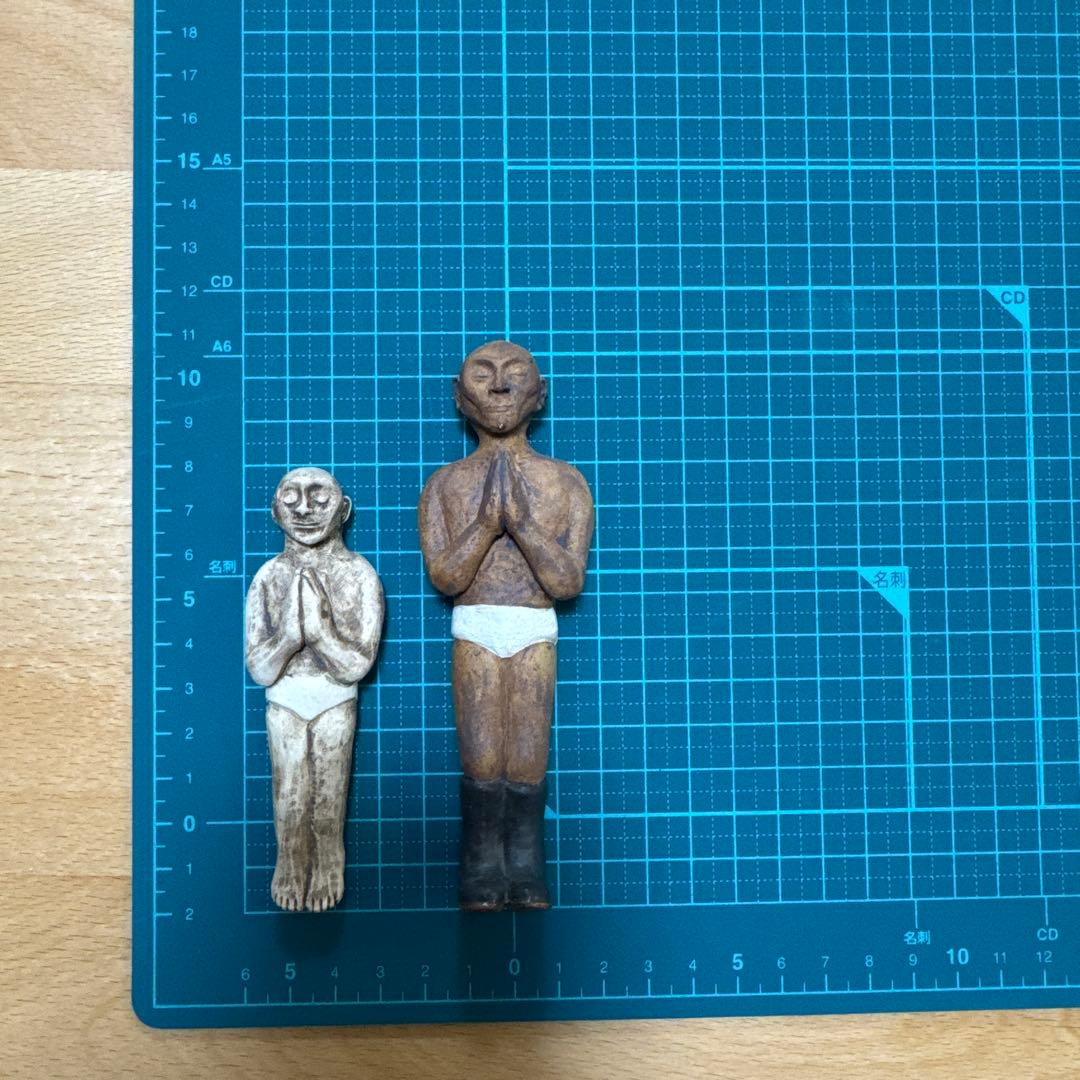 陶芸像 祈りのポーズ 2体セット