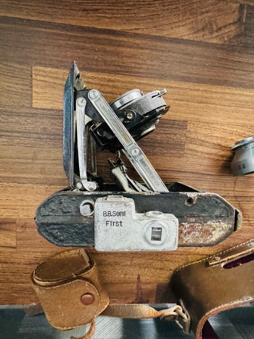 B.B.Semi First セミファスト ケース付き 蛇腹カメラ ジャンク