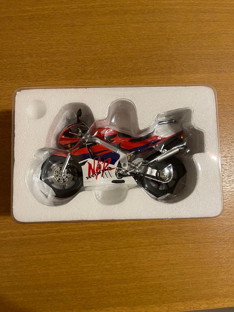 LCDMODELS　1/12　HONDA　NSR250R　SP