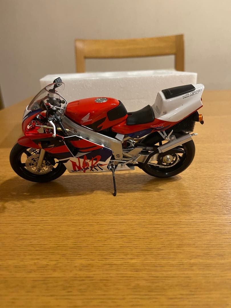 LCDMODELS　1/12　HONDA　NSR250R　SP