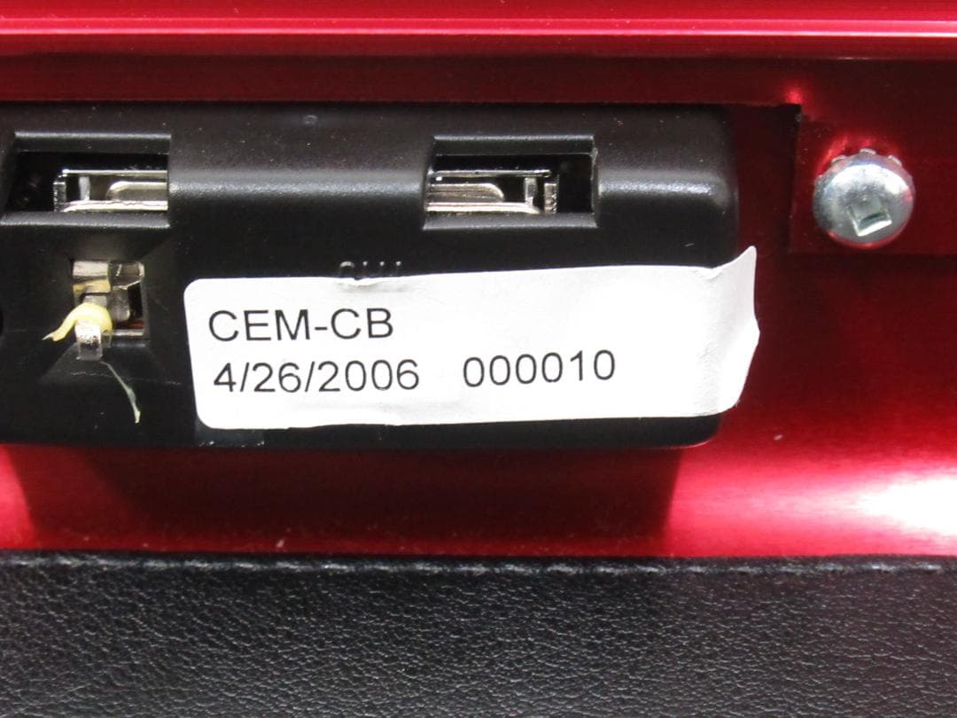 ゼロハリバートン アタッシュケース レッド系色 クリアハンドル 展示未使用品