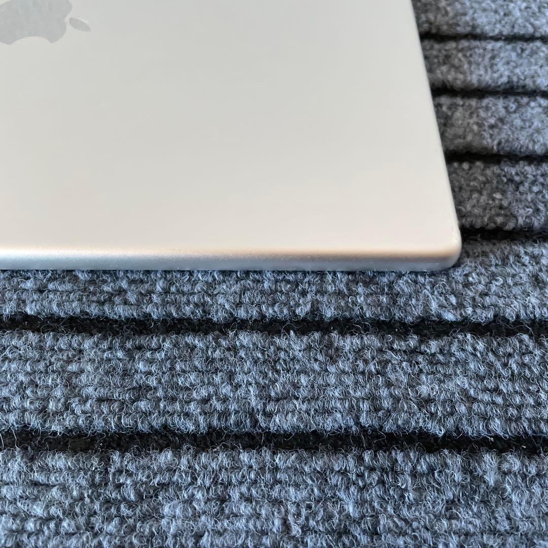 40 iPad Pro 12.9 1世代 128GB Wi-Fi シルバー