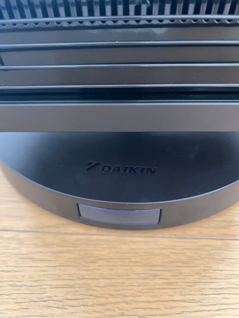 ダイキン　DAIKIN 遠赤外線暖房機 セラムヒート ERFT11ZS-T