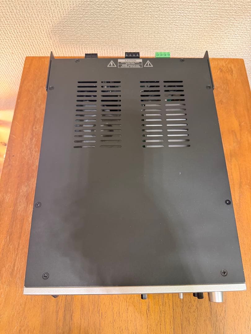 BOSE FreeSpace IZA 250-LZ パワーアンプ