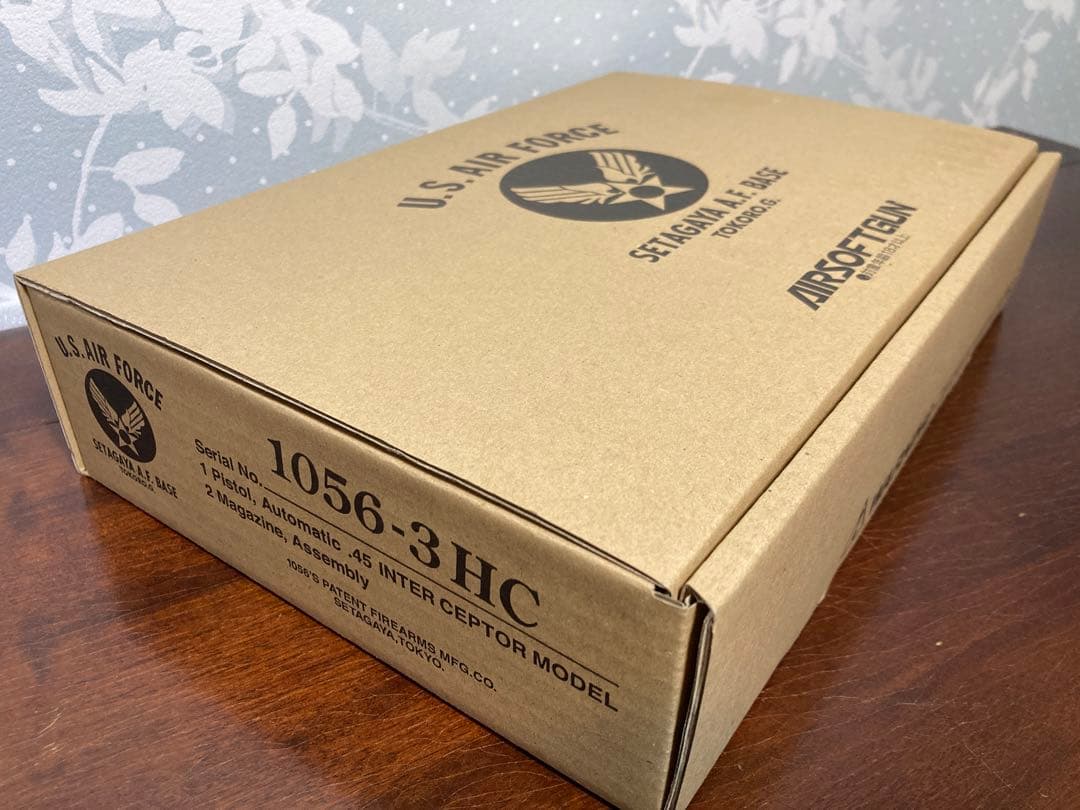 1056 世田谷ベース　迷彩　限定生産　ガスガン