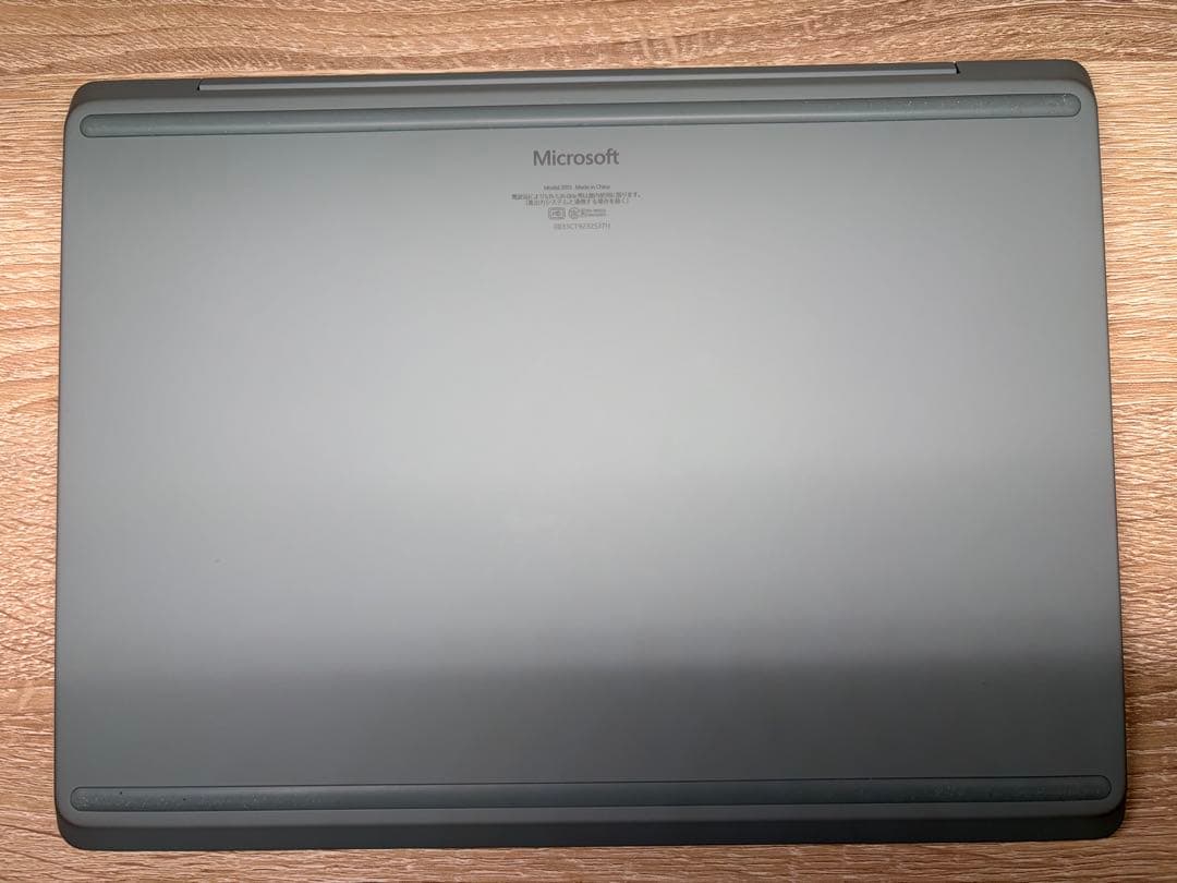 Microsoft Surface Laptop Go 2 12.4インチ　美品