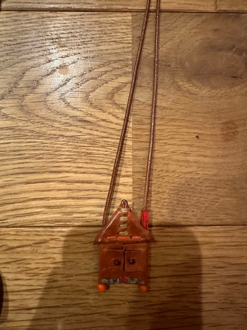 アンリークイールネックレス お家 いぬ