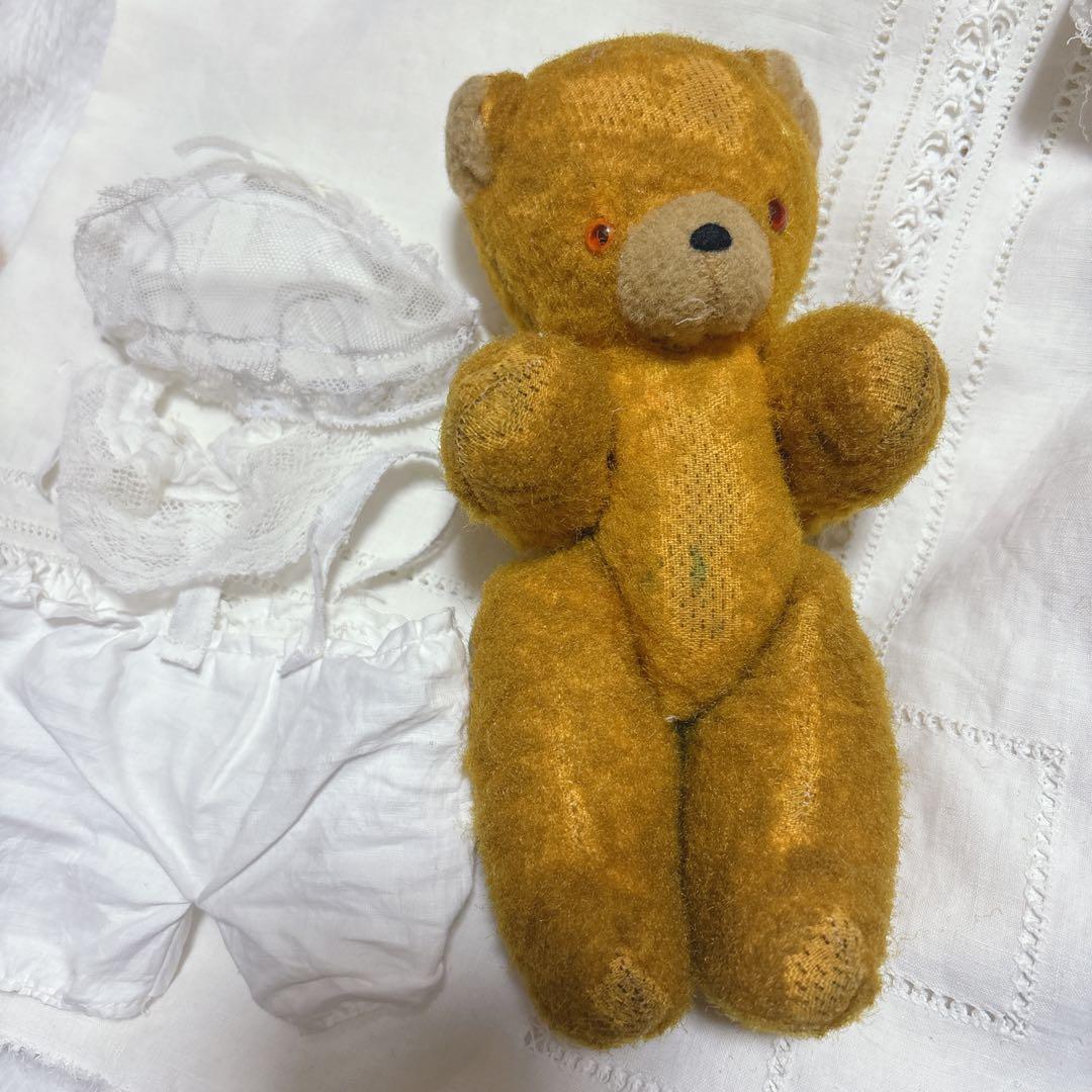 DDRベア 古い子　アンティークベア　アンティークテディベア　ボネ襟パンツ付き
