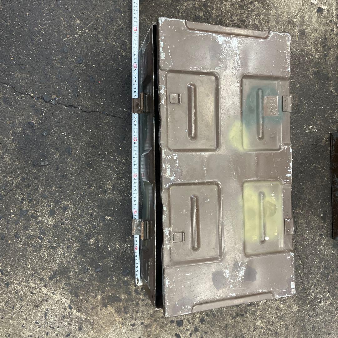 ミリタリー 金属製収納ボックス　アンモボックス