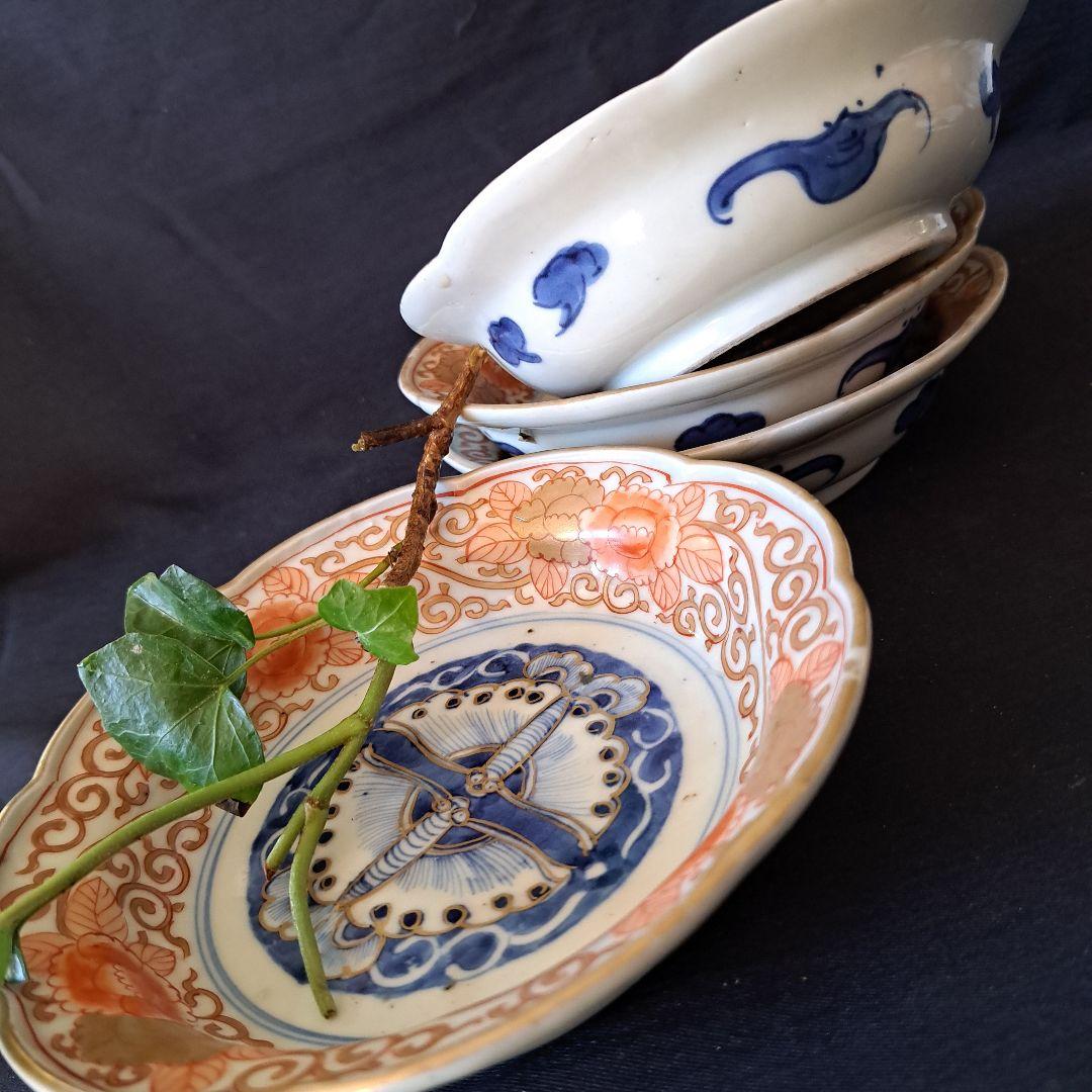 金彩の「花唐草」と向き合ってる「蝶」！古伊万里 皿 4客セット 骨董アンティーク