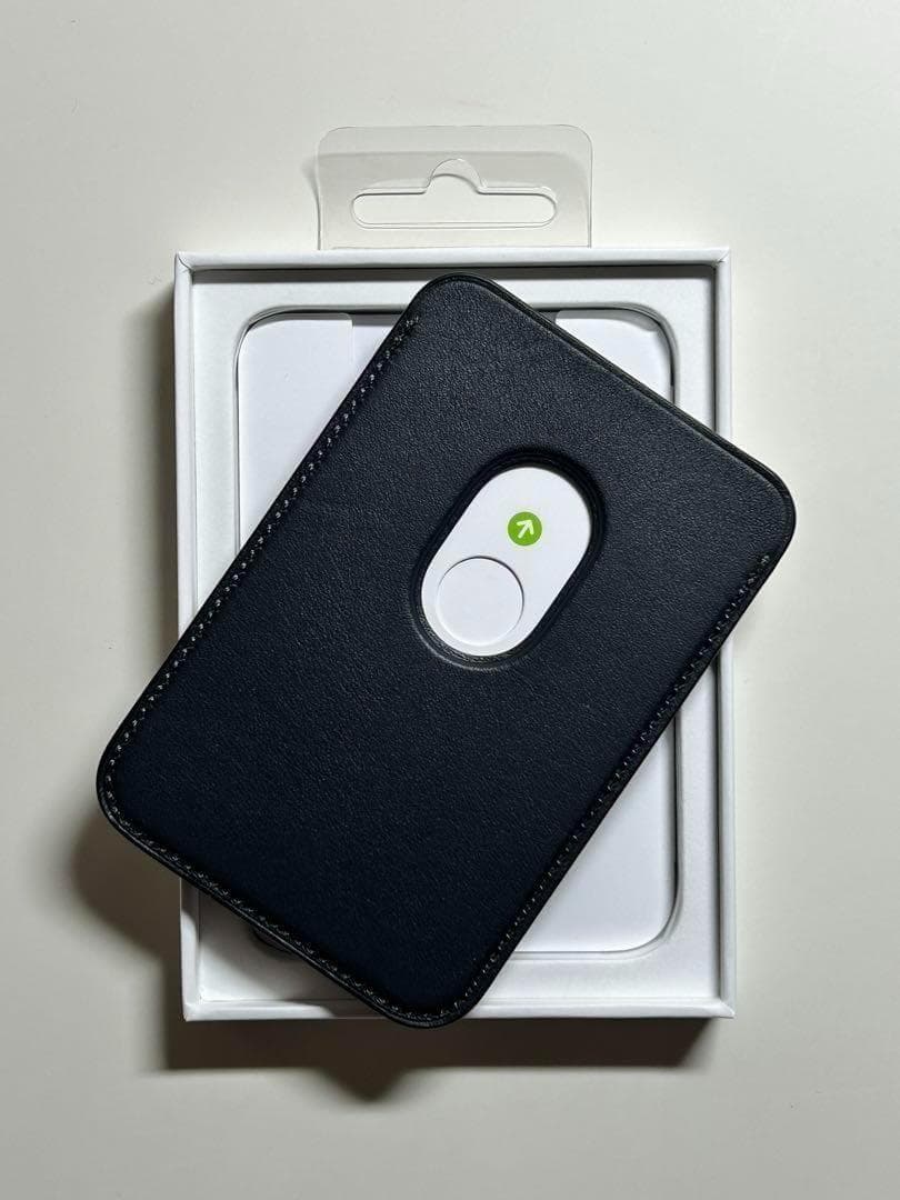 【美品】純正 MagSafe対応 iPhone レザーウォレット・ミッドナイトC