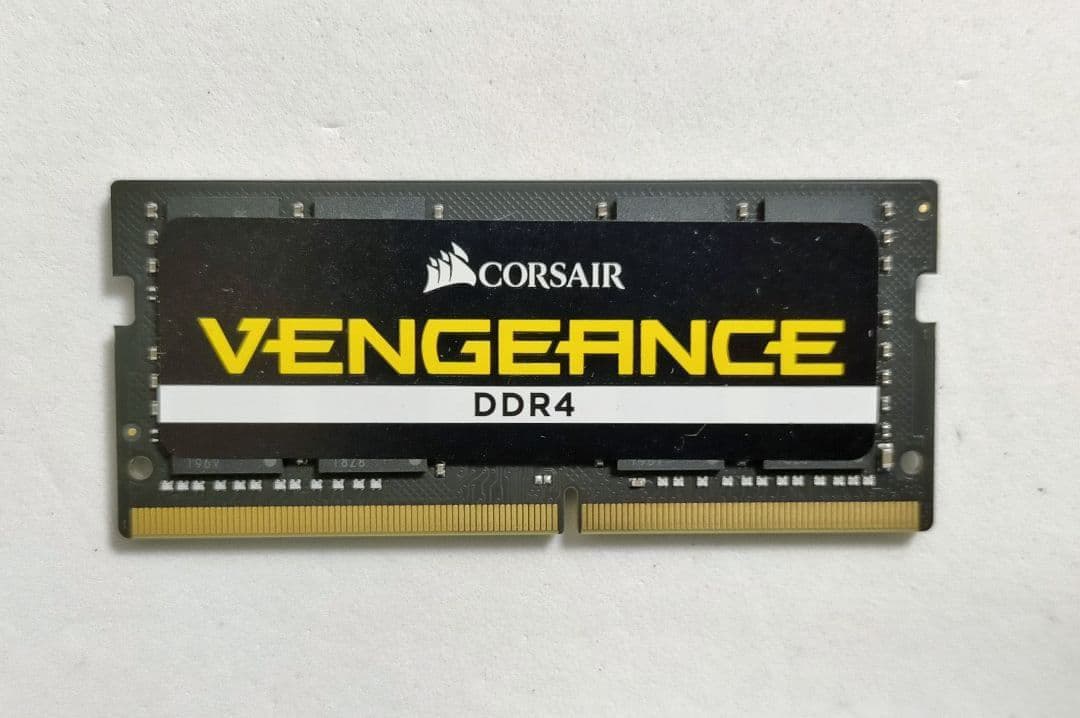 Corsair DDR4 3200 32GBx1枚 ノートパソコン用メモリー