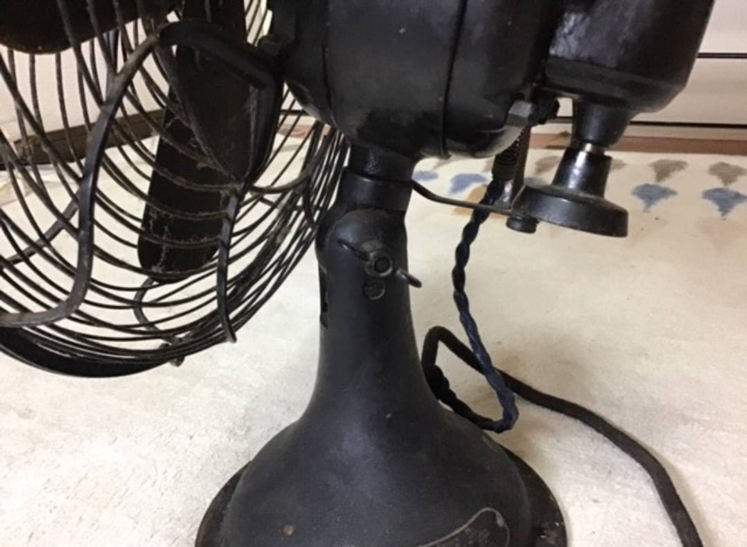 【動作します！】アンティーク　卓上扇風機 （黒）