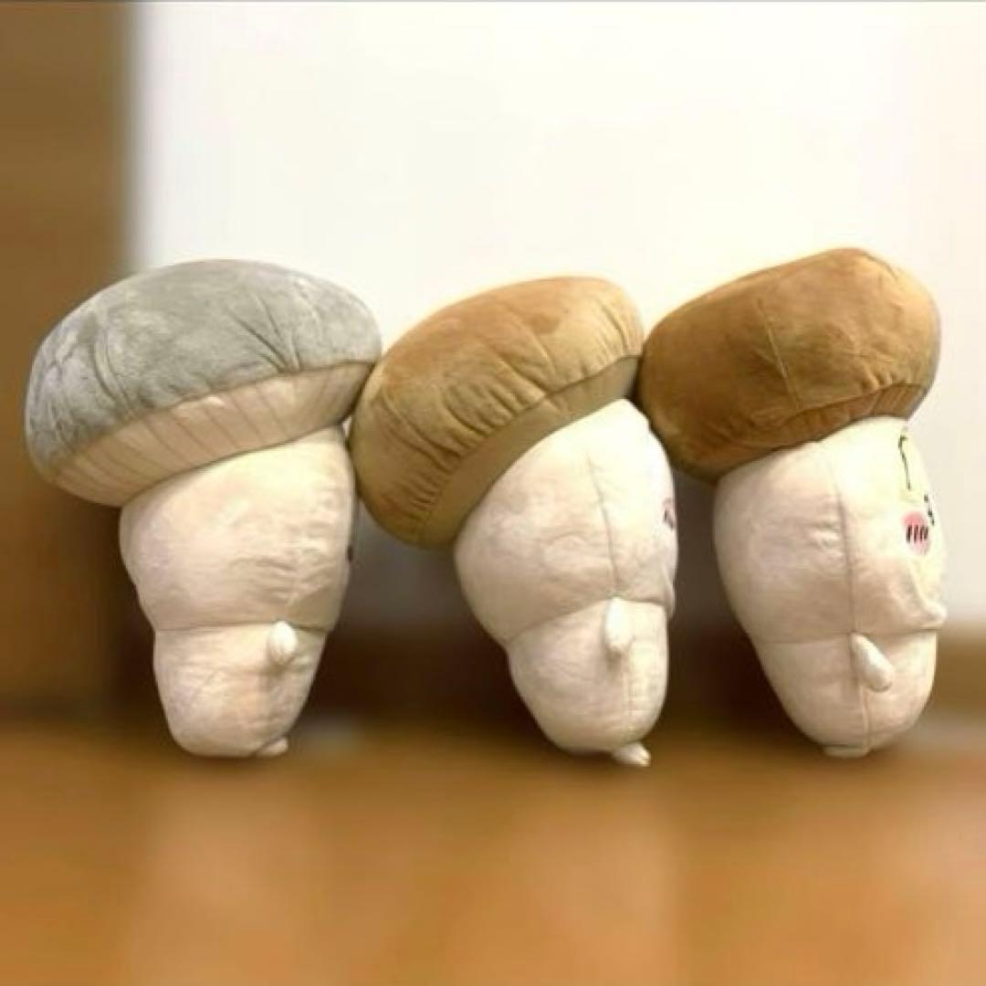 ちいかわ きのこ着ぐるみ　BIGぬいぐるみ　ちいかわ　ハチワレ　うさぎ　３体