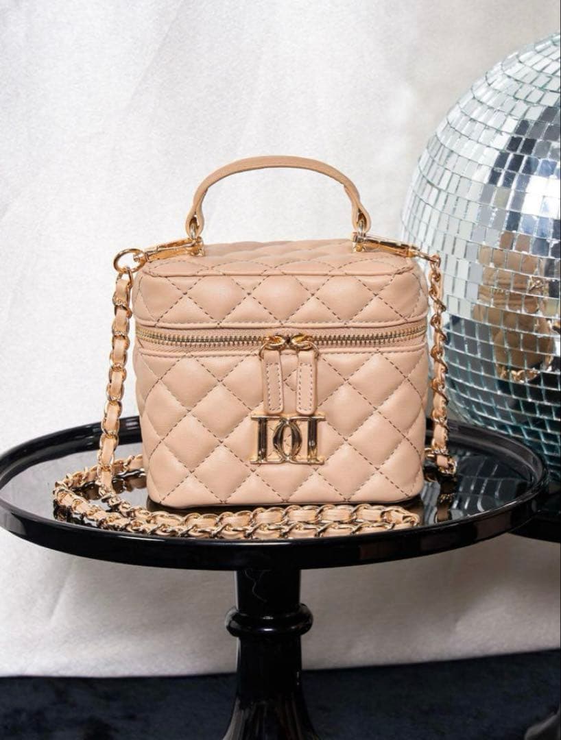 『現物写真あり』Darich キルティングスクエアミニバッグ ダーリッチ