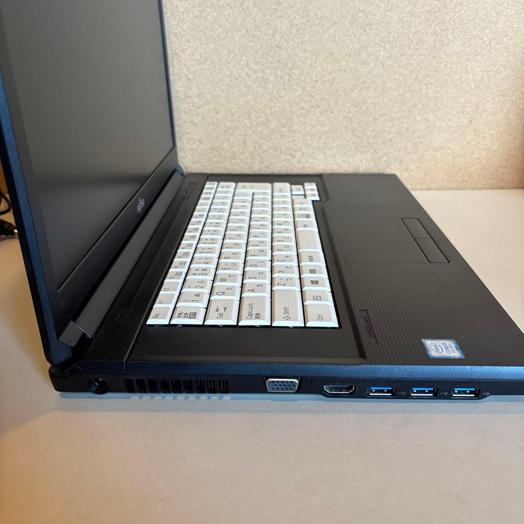 Windowsノート本体 Fujitsu A579/B Core i5(8265U)12GB/256GB