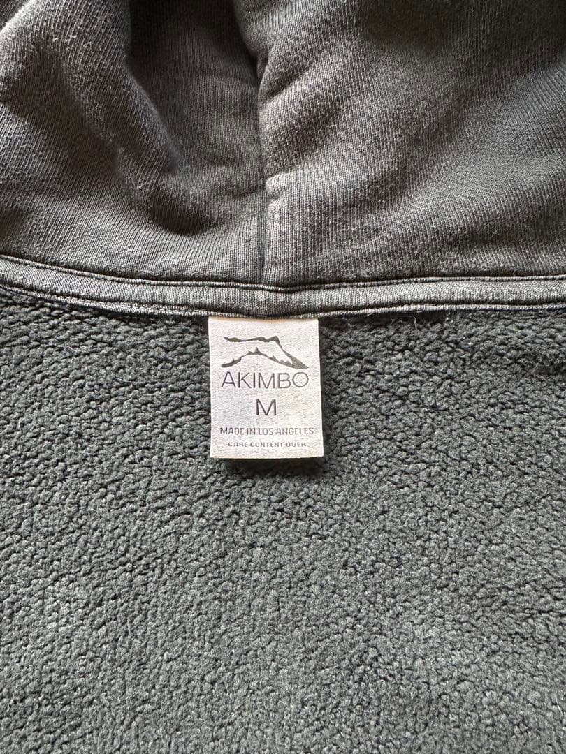 あ*ー様 akimbo zip up hoodie - black