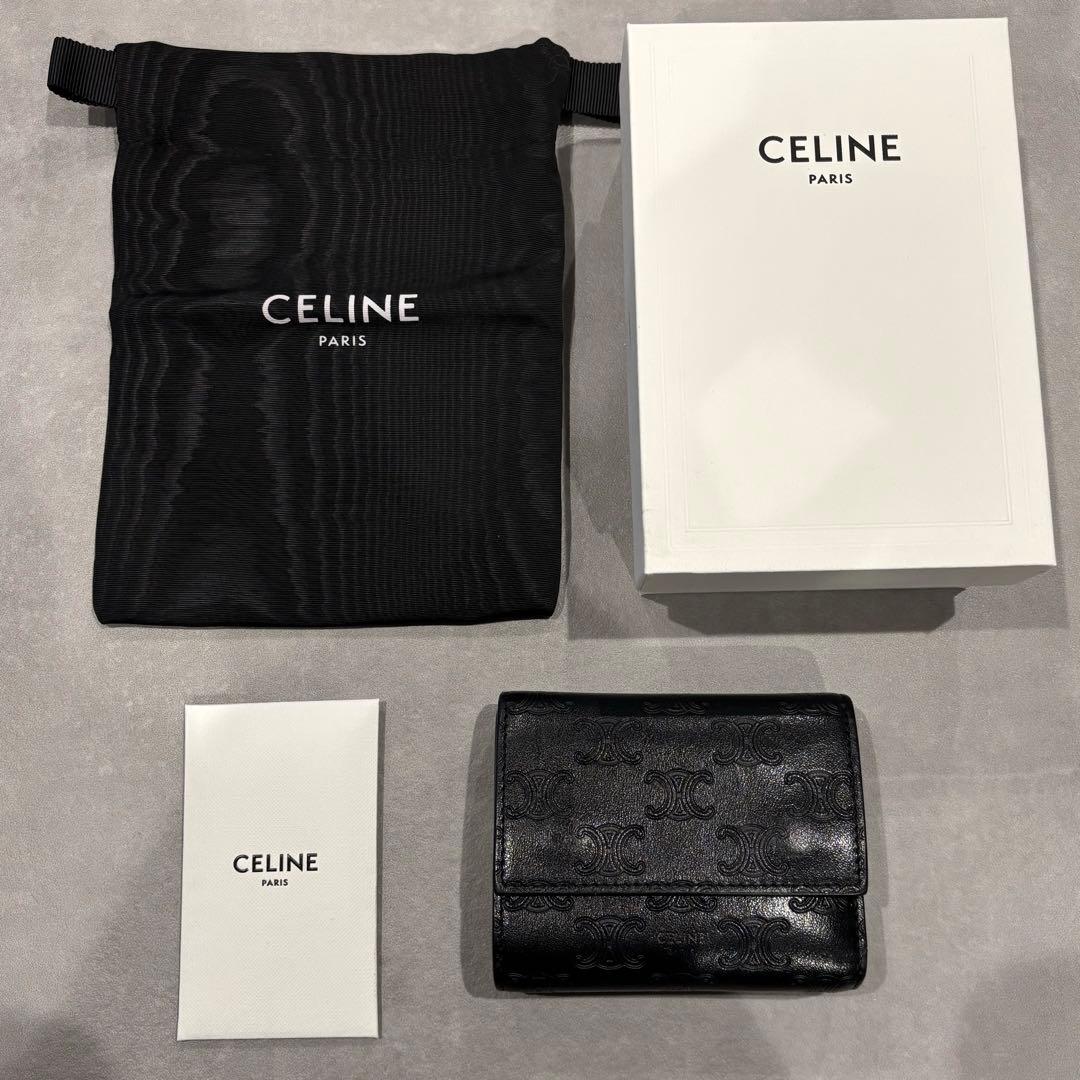 CELINE スモール　トリフォールドウォレット ブラック