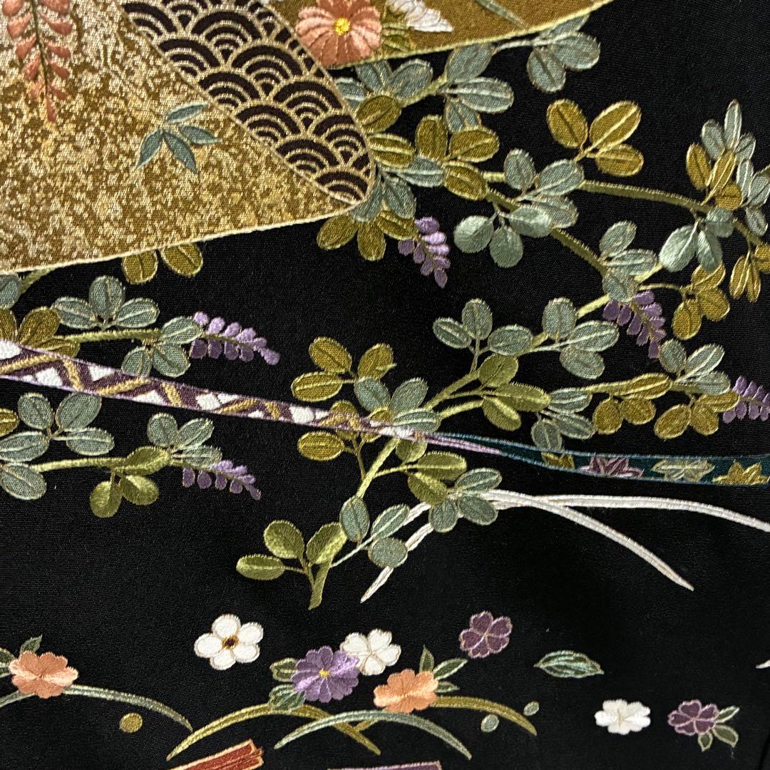D68 黒留袖 総刺繍 慰斗紋 花模様 正絹 着物 袷 極美品