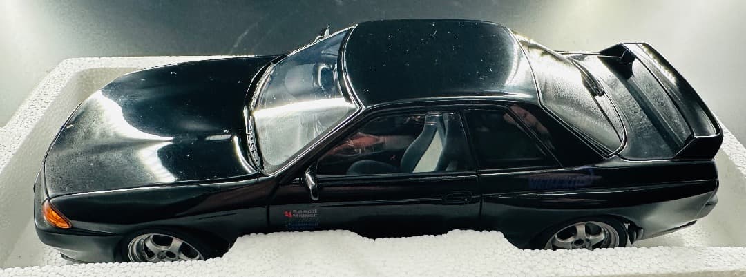 ミニカー Skyline GT-R (R32) Initial D AUTOart