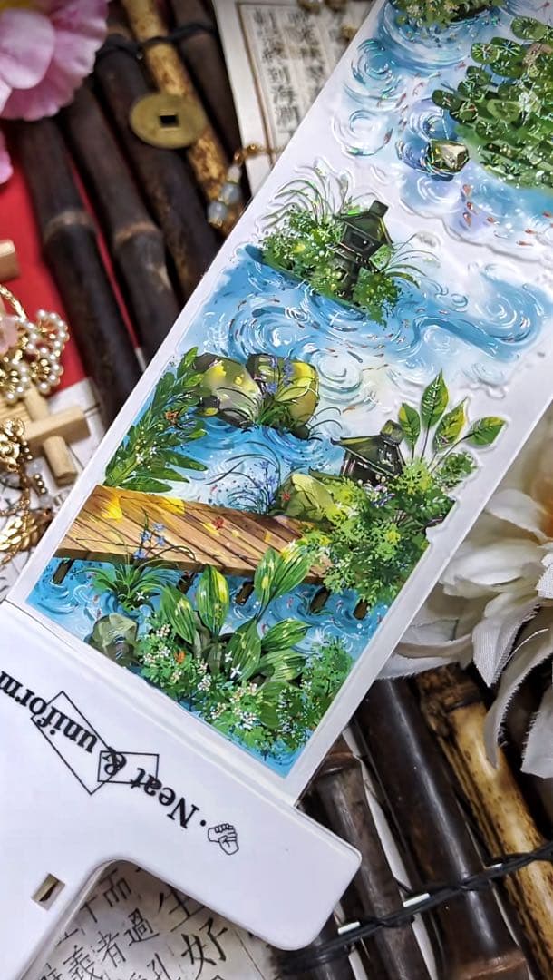 【8754】海外　マステ　5m巻売り　貝殻光カッティング　庭　竹の柵　小川