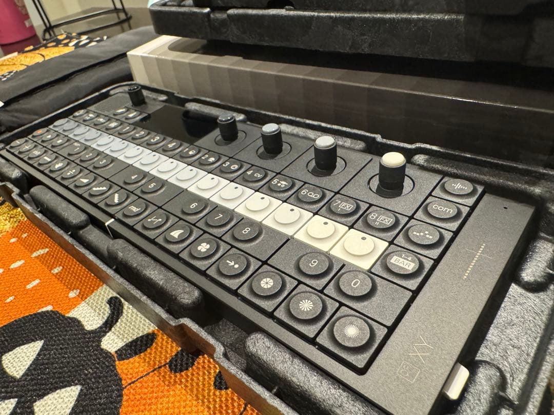 鍵盤楽器 OP-XY teenage engineering