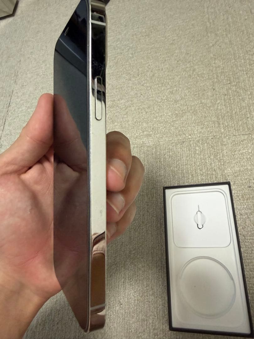 山*口様 Apple iPhone 12 Pro シルバー 本体