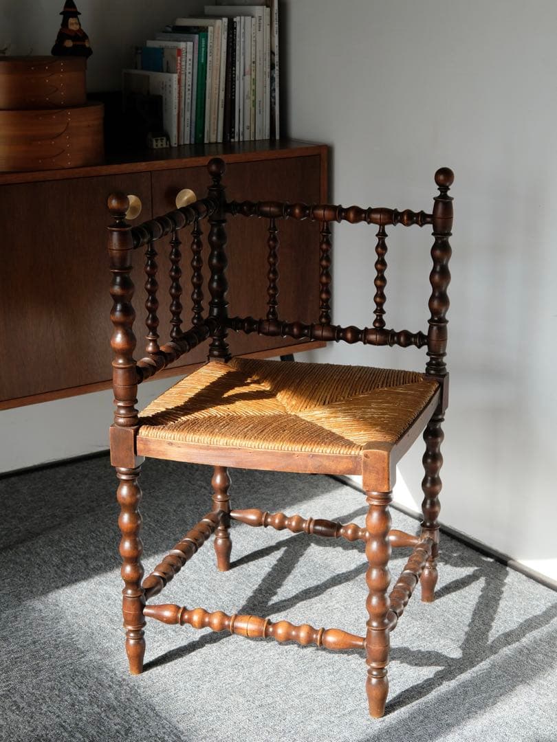 アンティークチェア　コーナーチェア　ボビンチェア