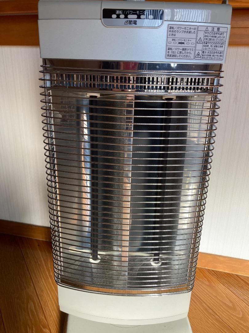 ダイキン　セラムヒート　電気ストーブ　ERFT11RS