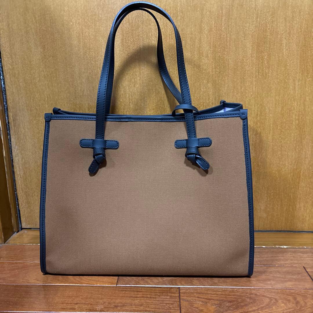 GIANNI CHIARINI ベージュトートバッグ