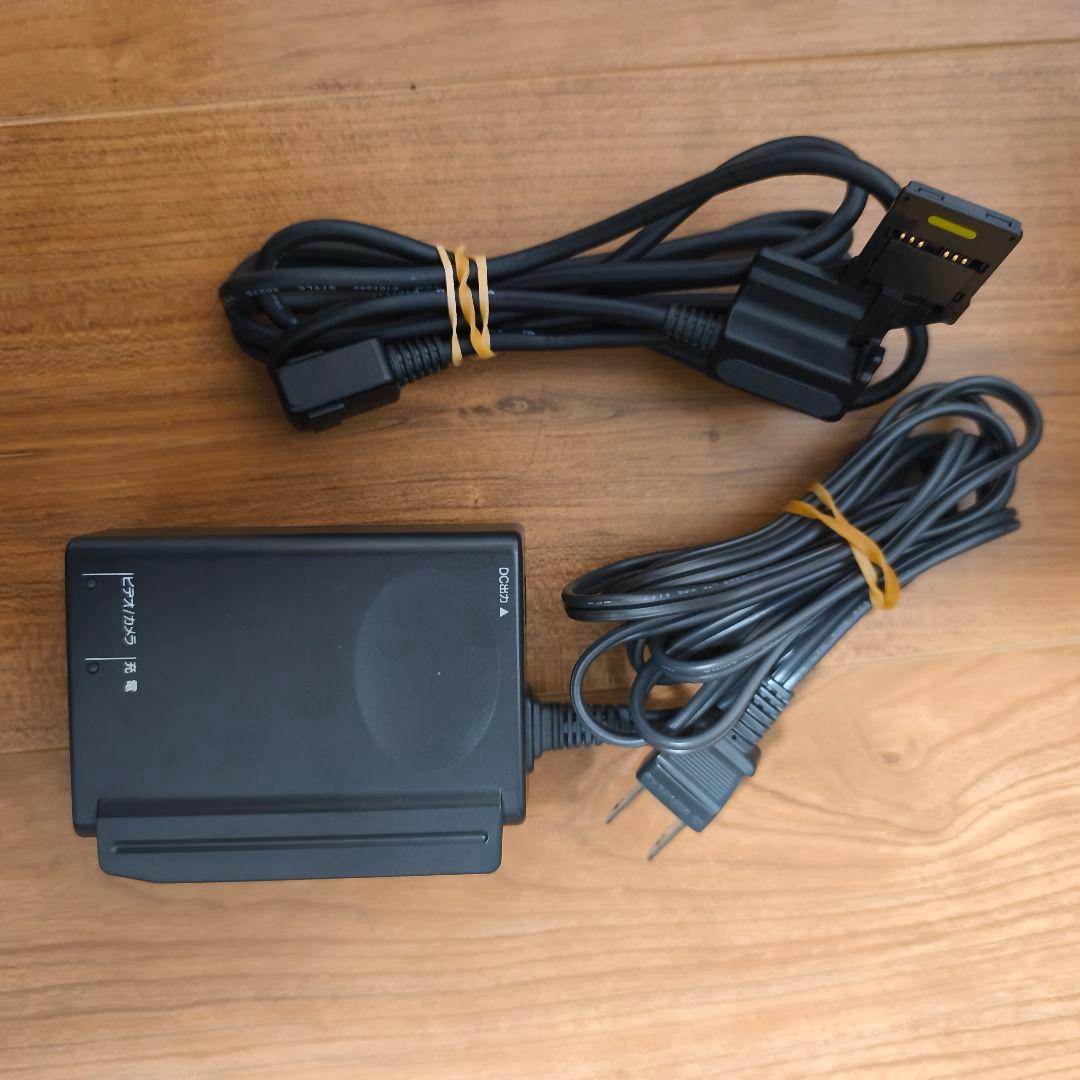 【動作確認済/希少3CCD】SONY Hi8ビデオカメラ CCD-TR3000