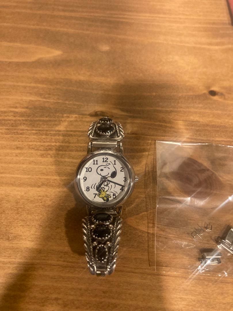 ナバホ族RB作オニキスシルバー腕時計　スヌーピー腕時計　インディアンジュエリー