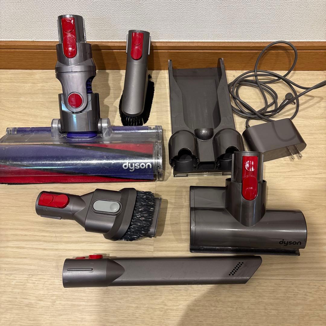 【分解清掃済動作品】ダイソン　SV12 V10 コードレスクリーナーセット　美品