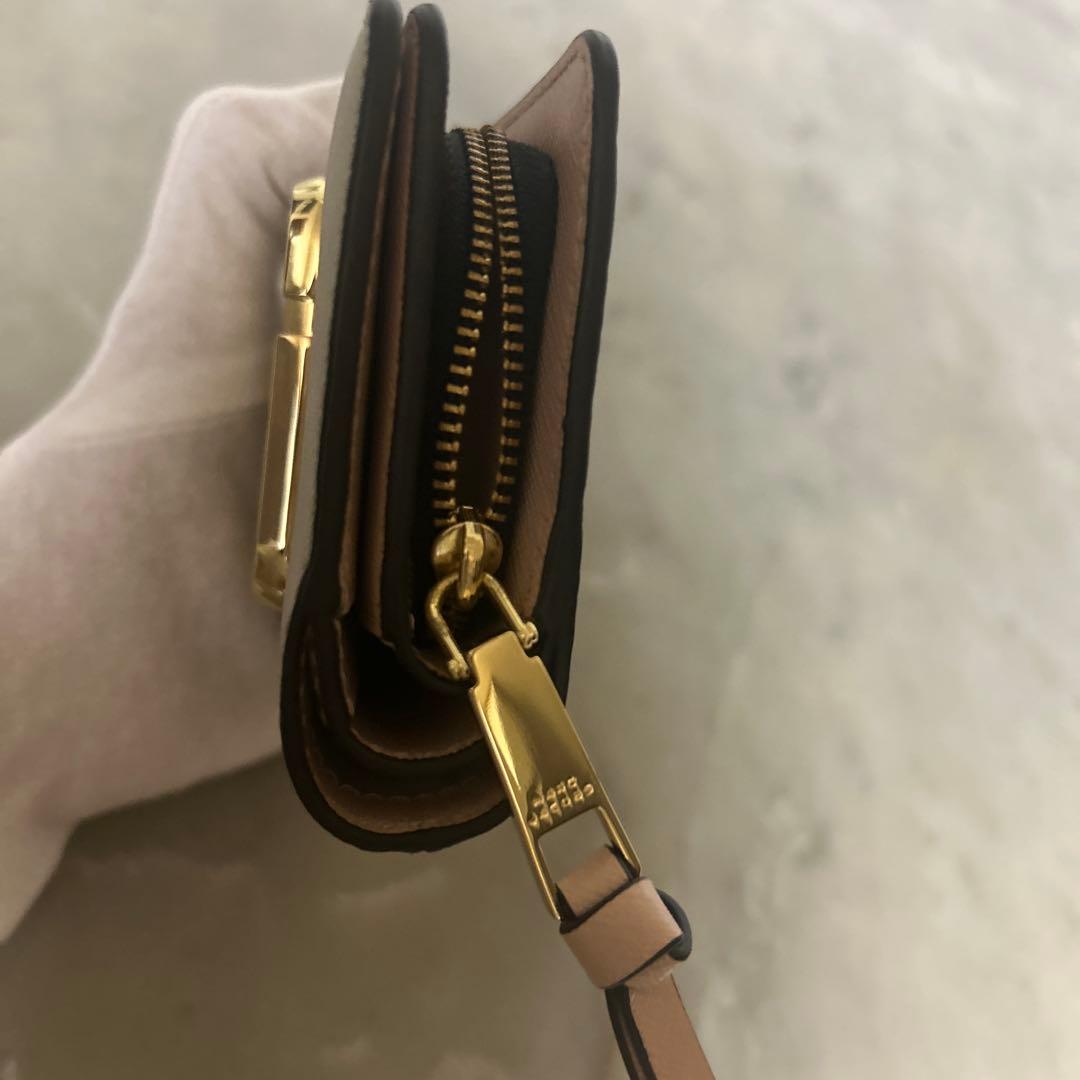 kks　MARC JACOBS 二つ折り財布 グレー