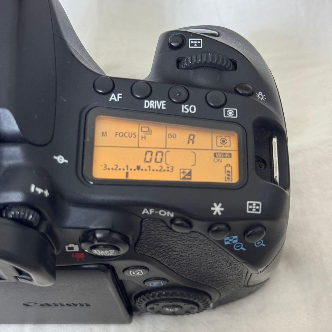 Canon EOS 80D デジタル一眼レフカメラ