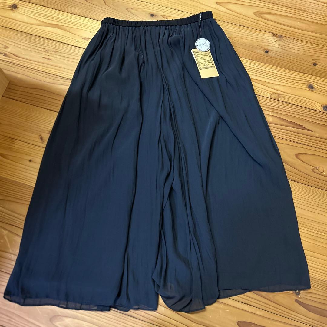 BEARDSLEY シワシフォンギャザーパンツ1