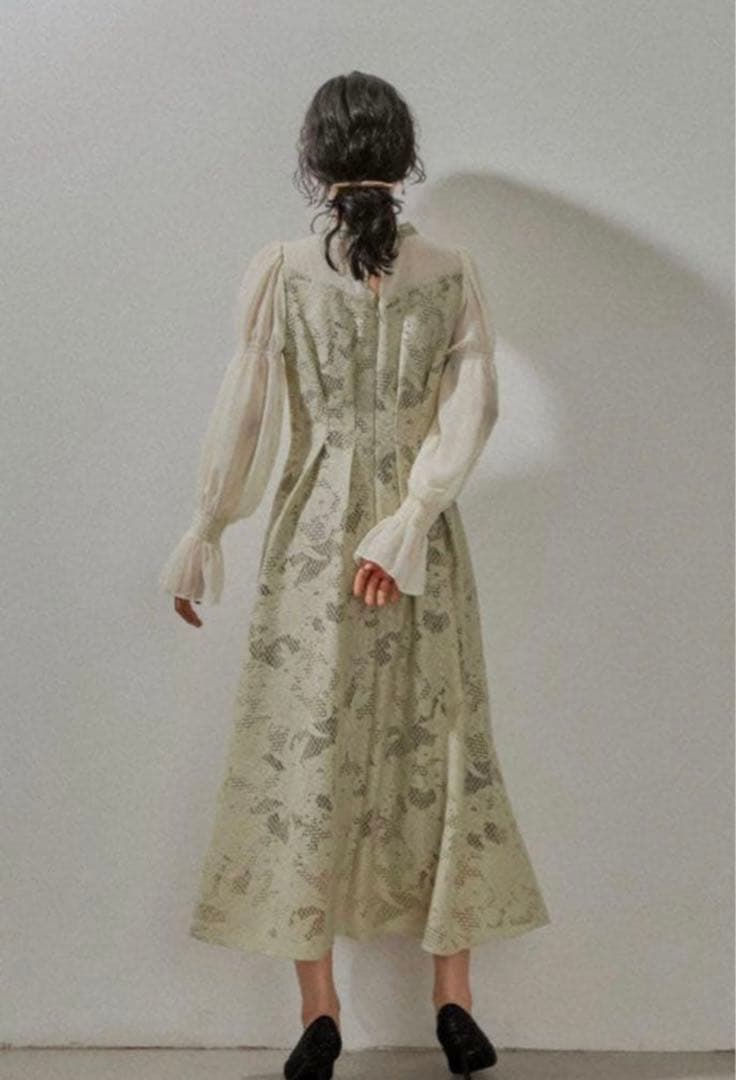 タグ付き未使用　アンドレスド　ドレス Mサイズ