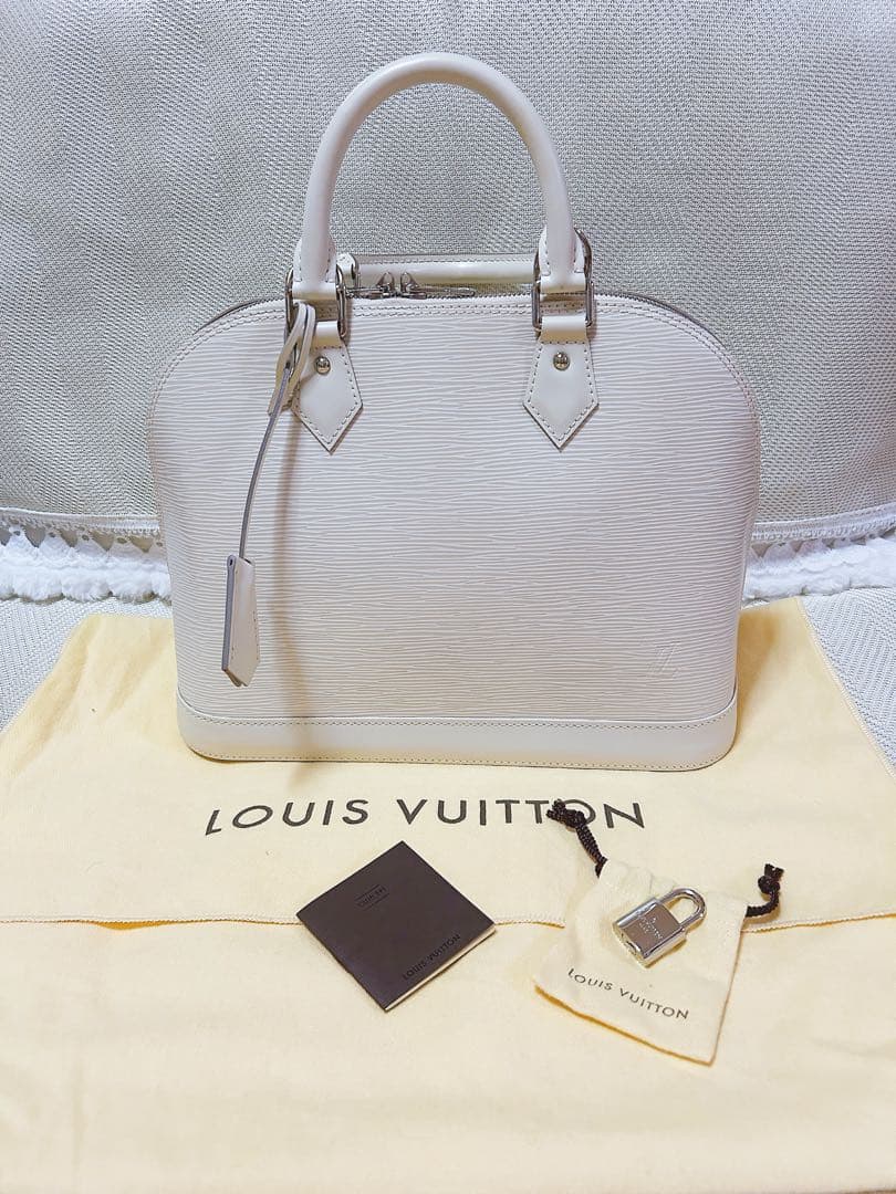 超美品LOUIS VUITTON ルイヴィトン エピアルマPMハンドバッグ