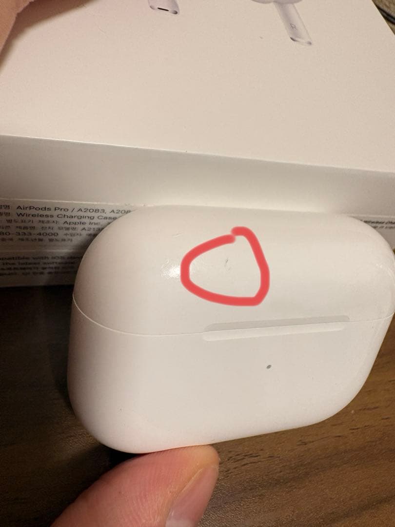 アップルAirpods pro 第1世帯 両耳と充電ケース 箱付き