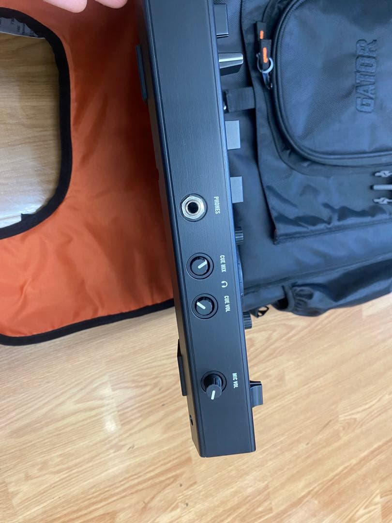 【動作確認済み】TRAKTOR KONTROL S4 DJコントローラー