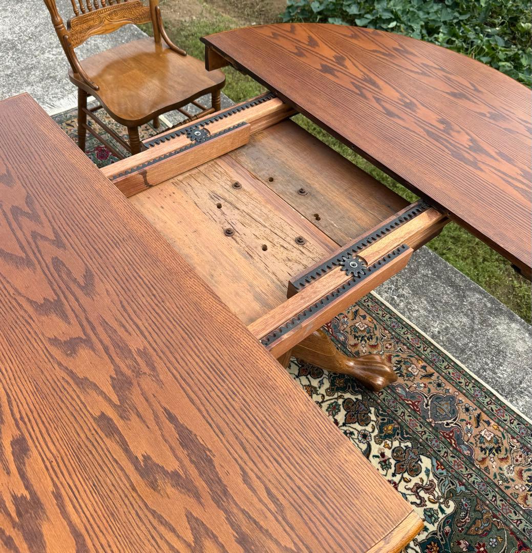 美しいオーク杢目 丸型伸長式テーブル ヴィンテージ　直径122-183cm