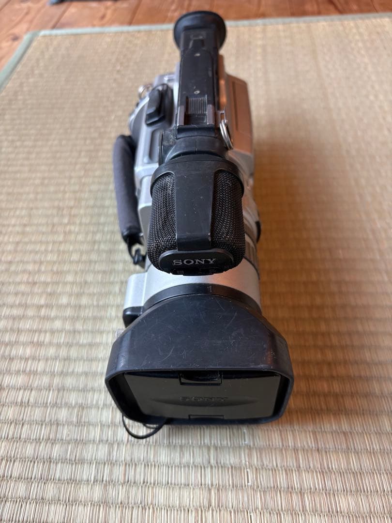 SONY DCR-VX2000 デジタルハンディカム 本体