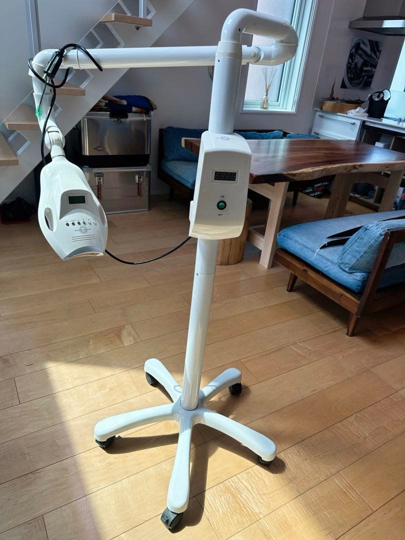 ホワイトニングマシン