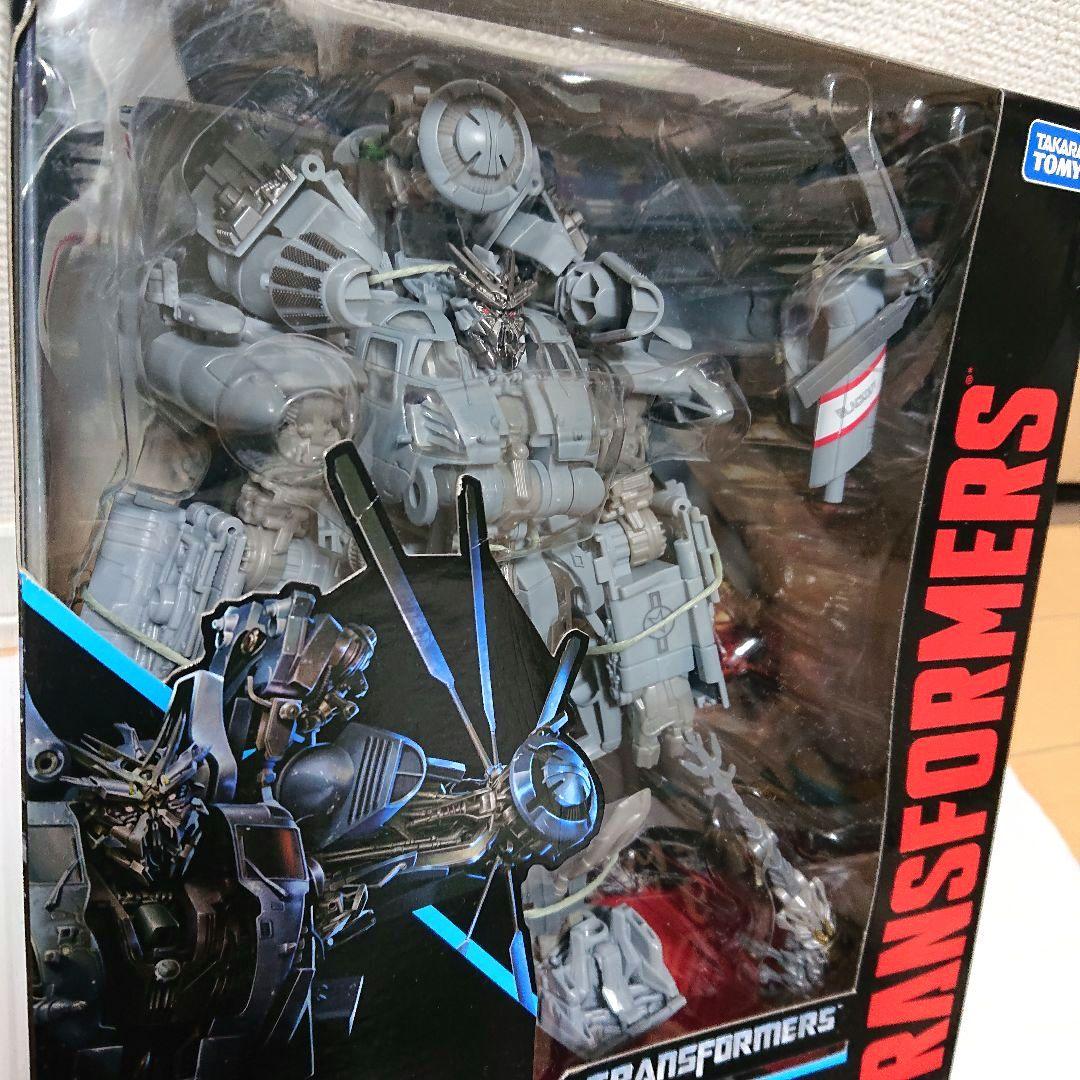 未開封 トランスフォーマー スタジオシリーズブラックアウト SS-08