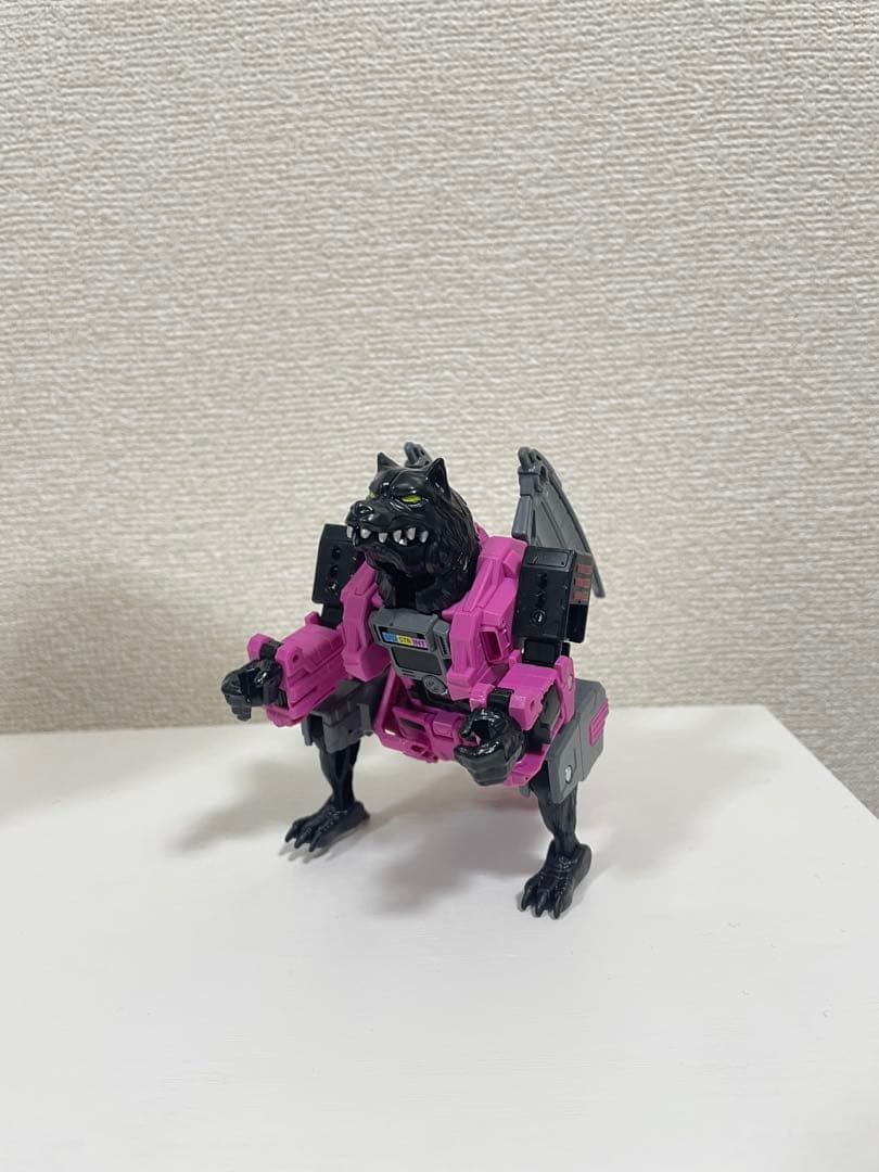 トランスフォーマー バズワージーバンブルビーワールドコライド ファングリー