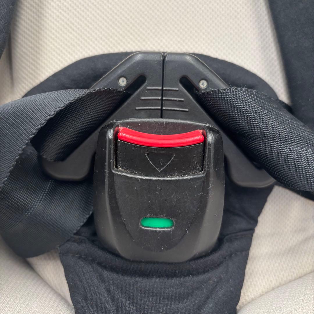 【極美品】コンビ マルゴットS チャイルドシート トリノグレー　新生児対応