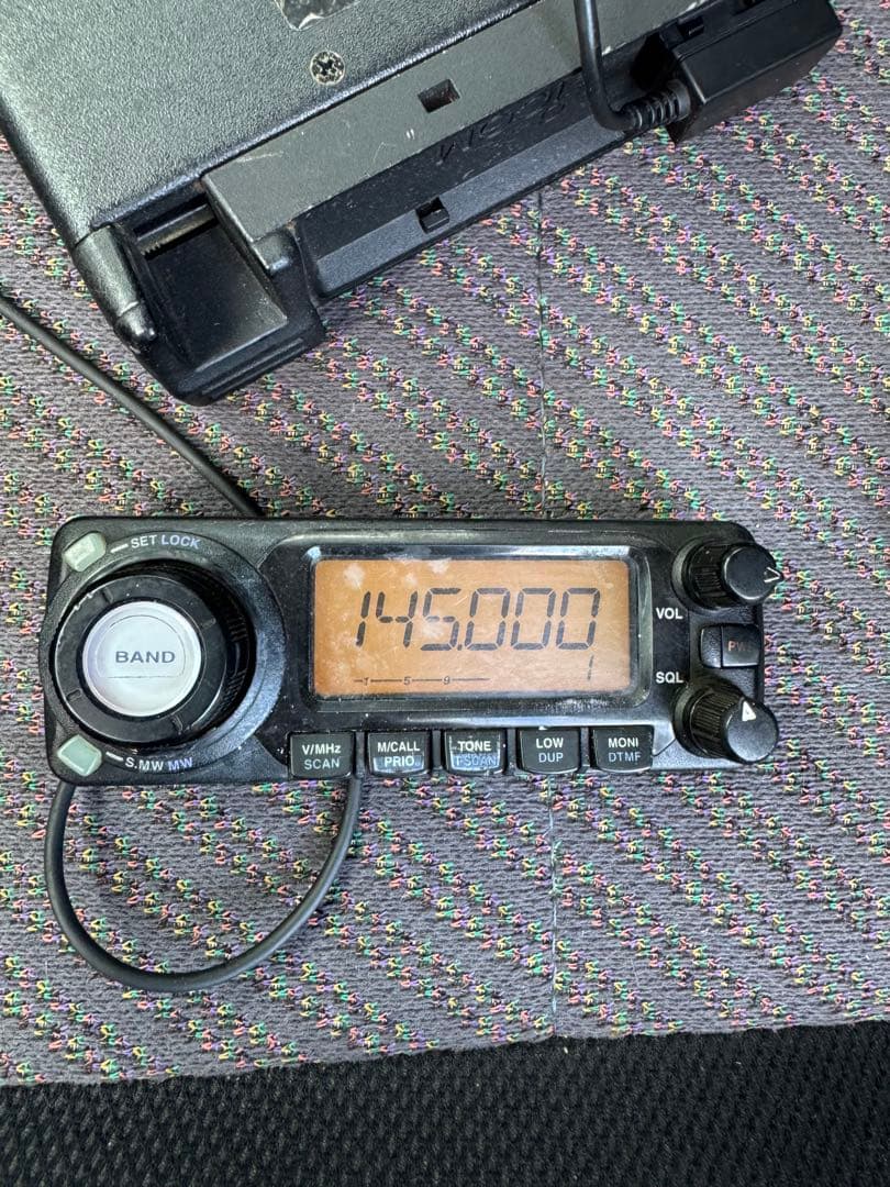 受信機 ICOM IC208 20w