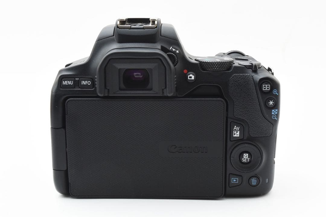 デジタル一眼レフカメラ CANON EOS Kiss X10望遠レンズセット