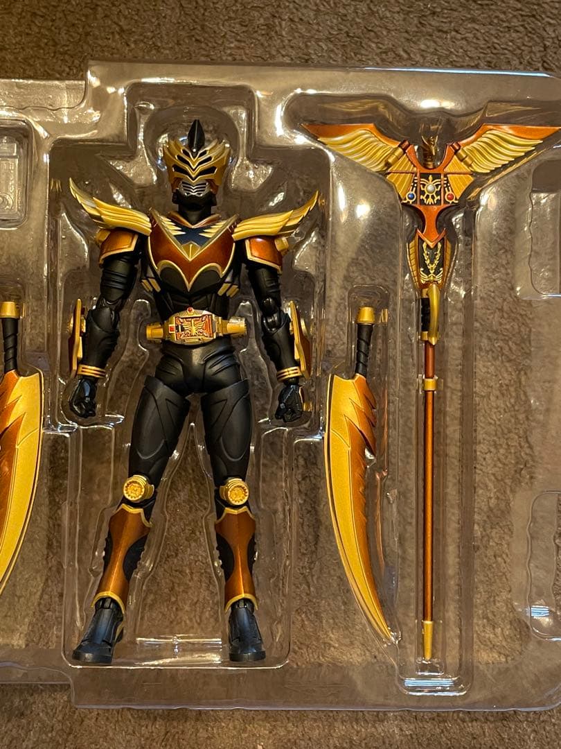 S.H.Figuarts 仮面ライダーオーディン&ゴルドフェニックス